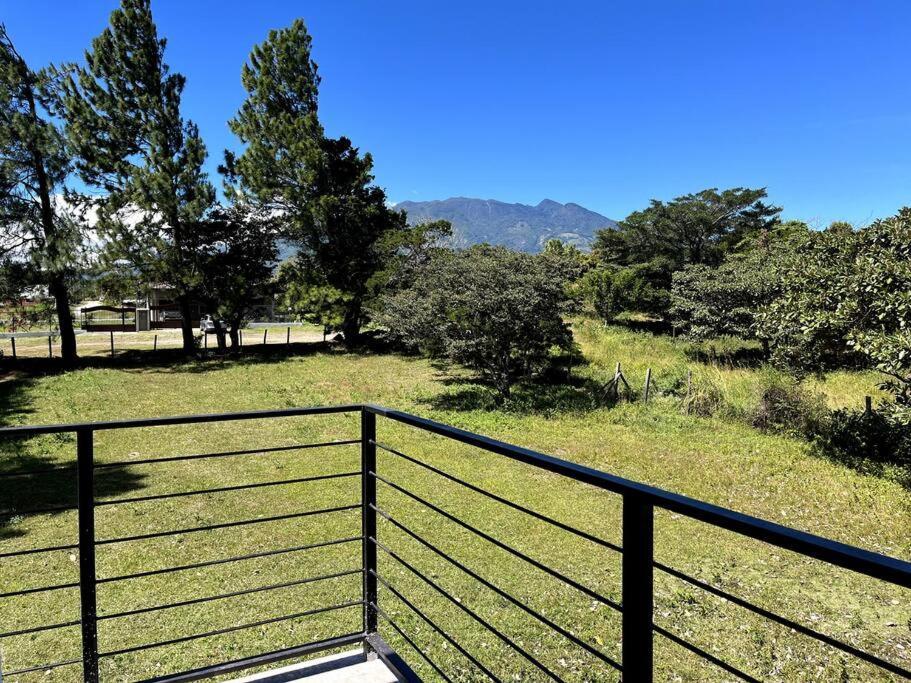 Acogedor Con Hermosa Vista Al Volcan - The Goat Spot - Planta Alta