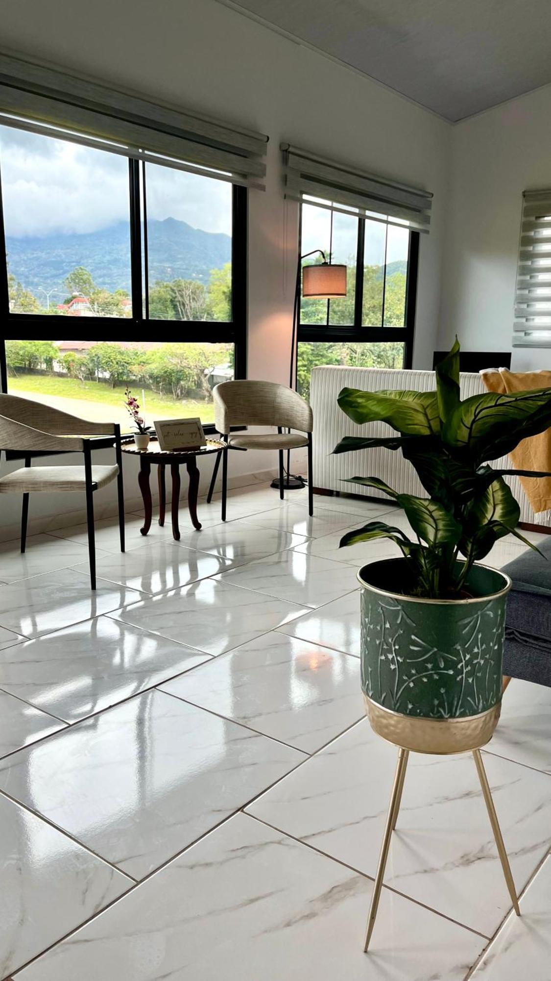 Acogedor Con Hermosa Vista Al Volcan - The Goat Spot - Planta Alta * Alto Boquete